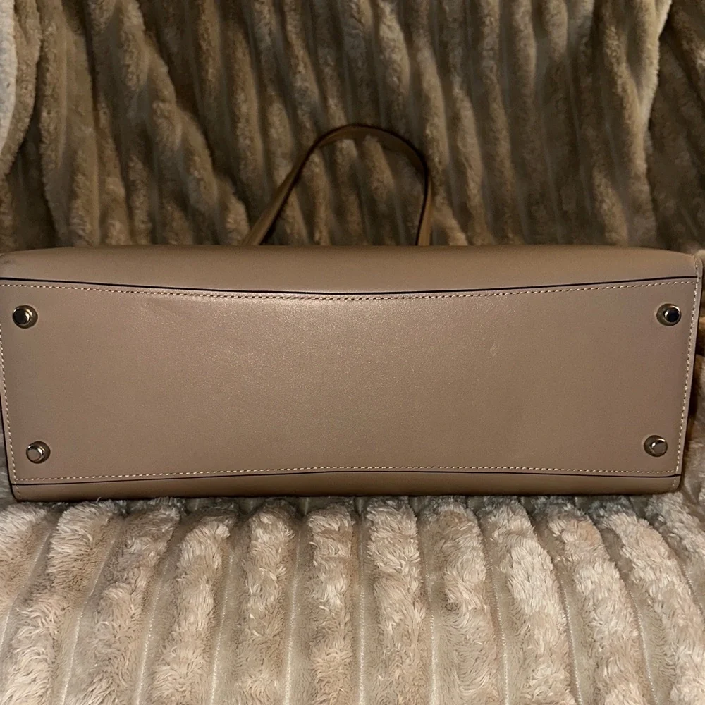 Coach Tan Leather Tote Bag - Picture 12 of 13